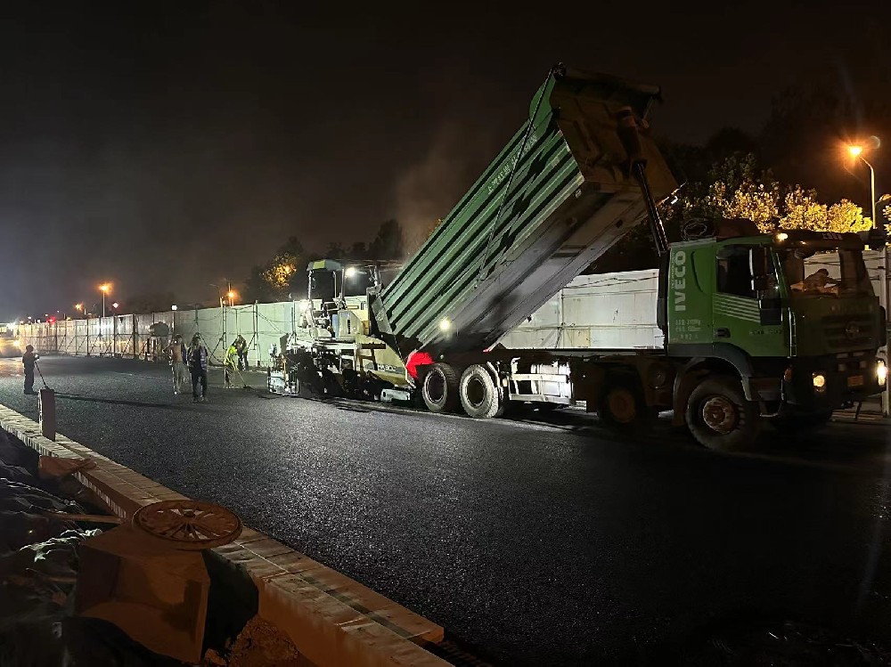 郑州彩色沥青路面施工技术